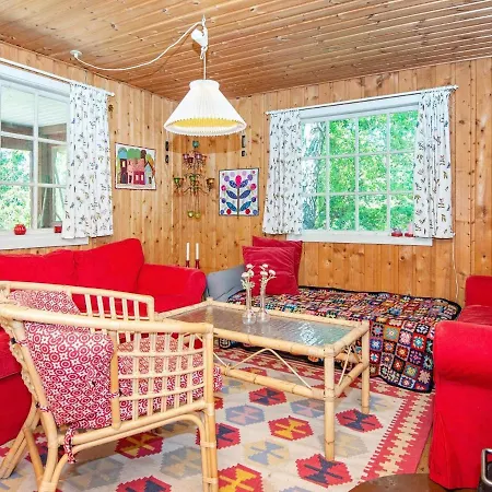 7 Person Holiday In *